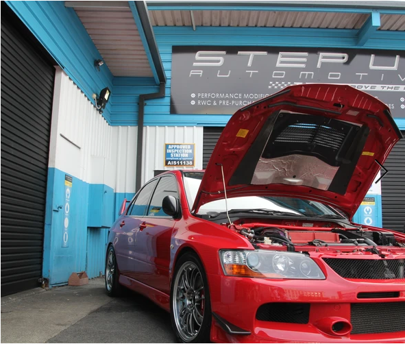 Red Evo 9 on the dyno